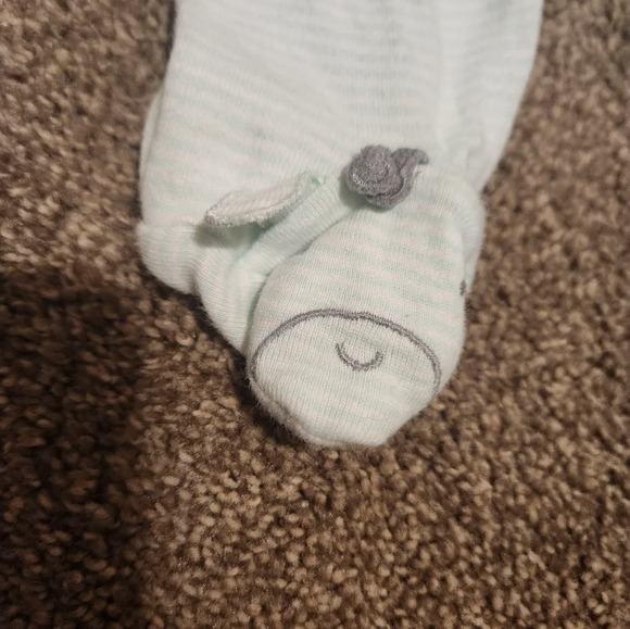 ๐3/$10 Child of Mine by Carter's Green Striped Pants With Feet 0-3 Months - Picture 4 of 8